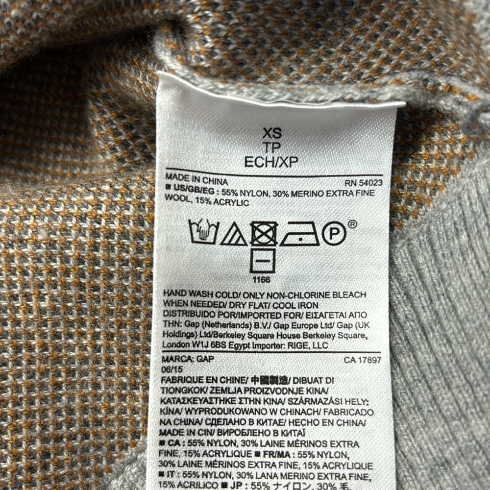 Gap Animal Print Merino Wool Blend Long Sleeve Crew Neck Sweater XS Grey - Picture 7 of 11